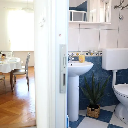 Dajana Apartment *