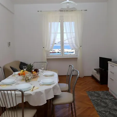 Dajana Apartment Supetar